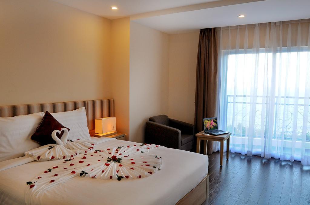 Db Hotel Nha Trang Luaran gambar